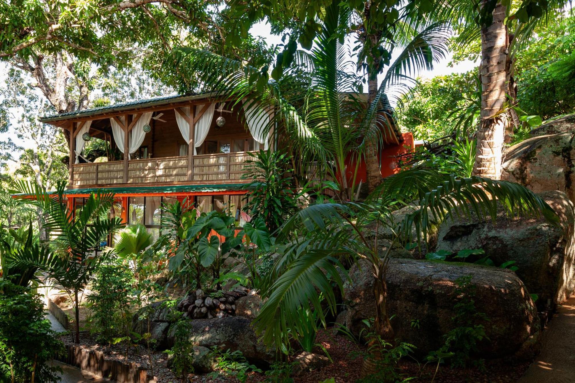 La Pointe Beach Huts Villa Baie Sainte Anne Exterior photo